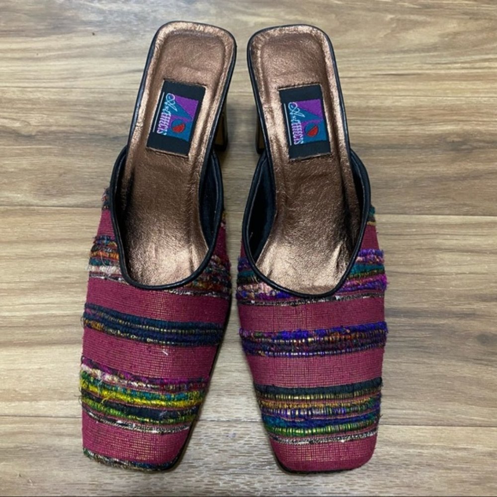 Vintage ART EFFECTS brocade Square Toe Slip On Mules Heels